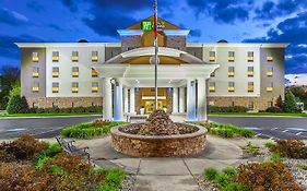 Holiday Inn Express & Suites Morristown By Ihg